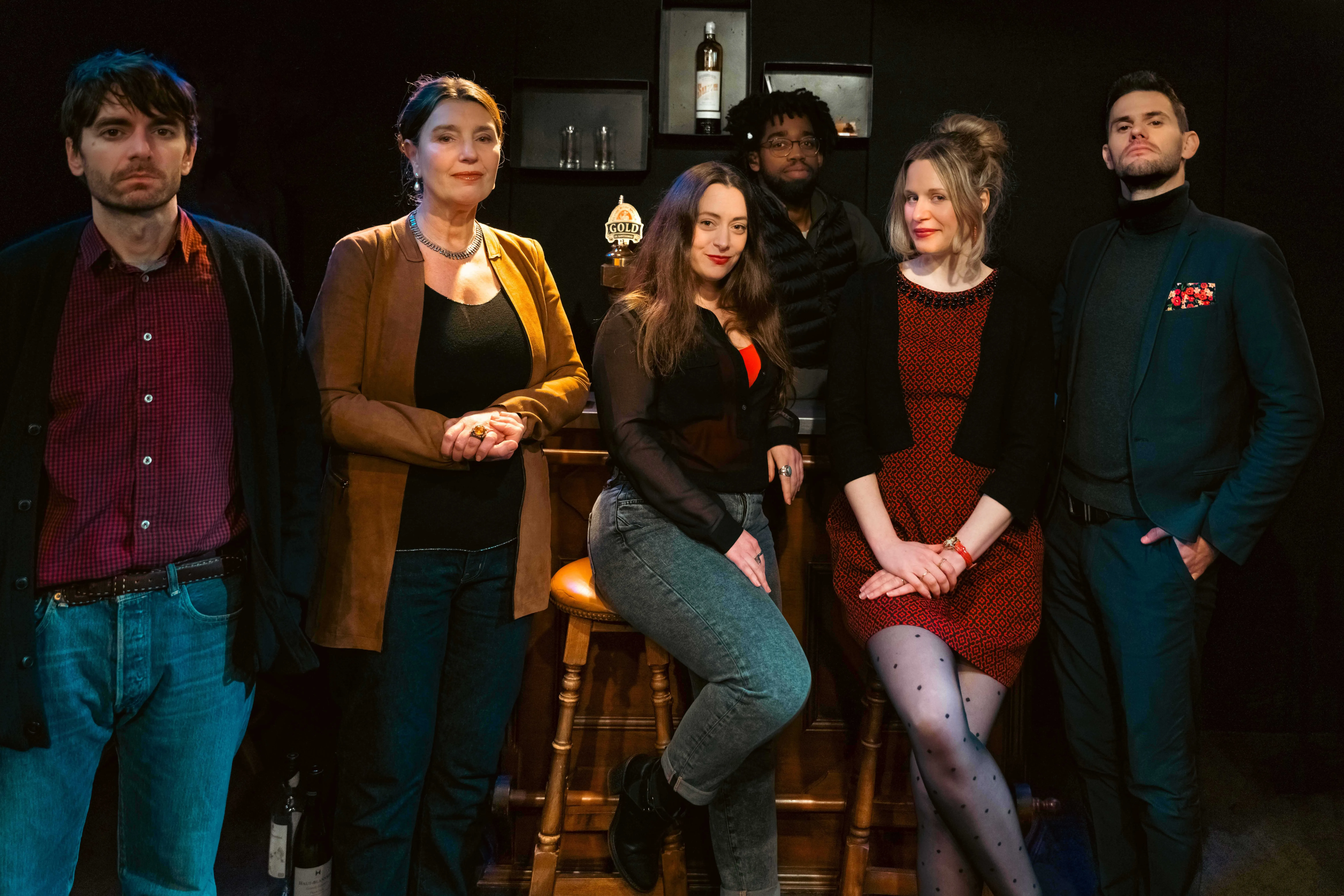 Photo de la troupe entière de 'Un Air de Famille'